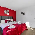 Very Nice Big Place In Camden Town 2 Minutes To Kings Cross