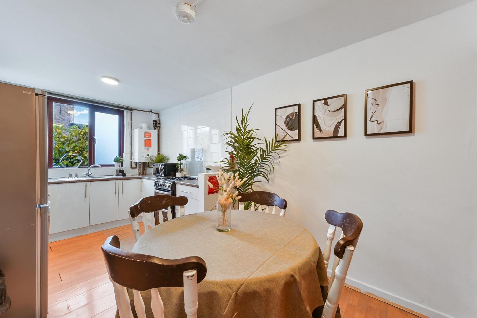 Very Big Place In Camden Town 2 Minutes To Kings Cross *
